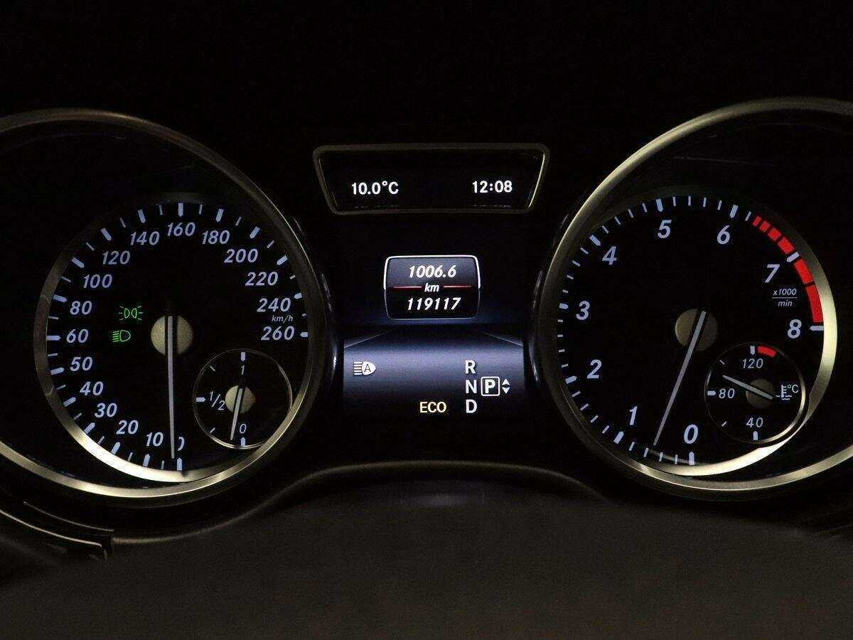 Mercedes-Benz GL-Класс с пробегом — 2014 год. Фото: #27