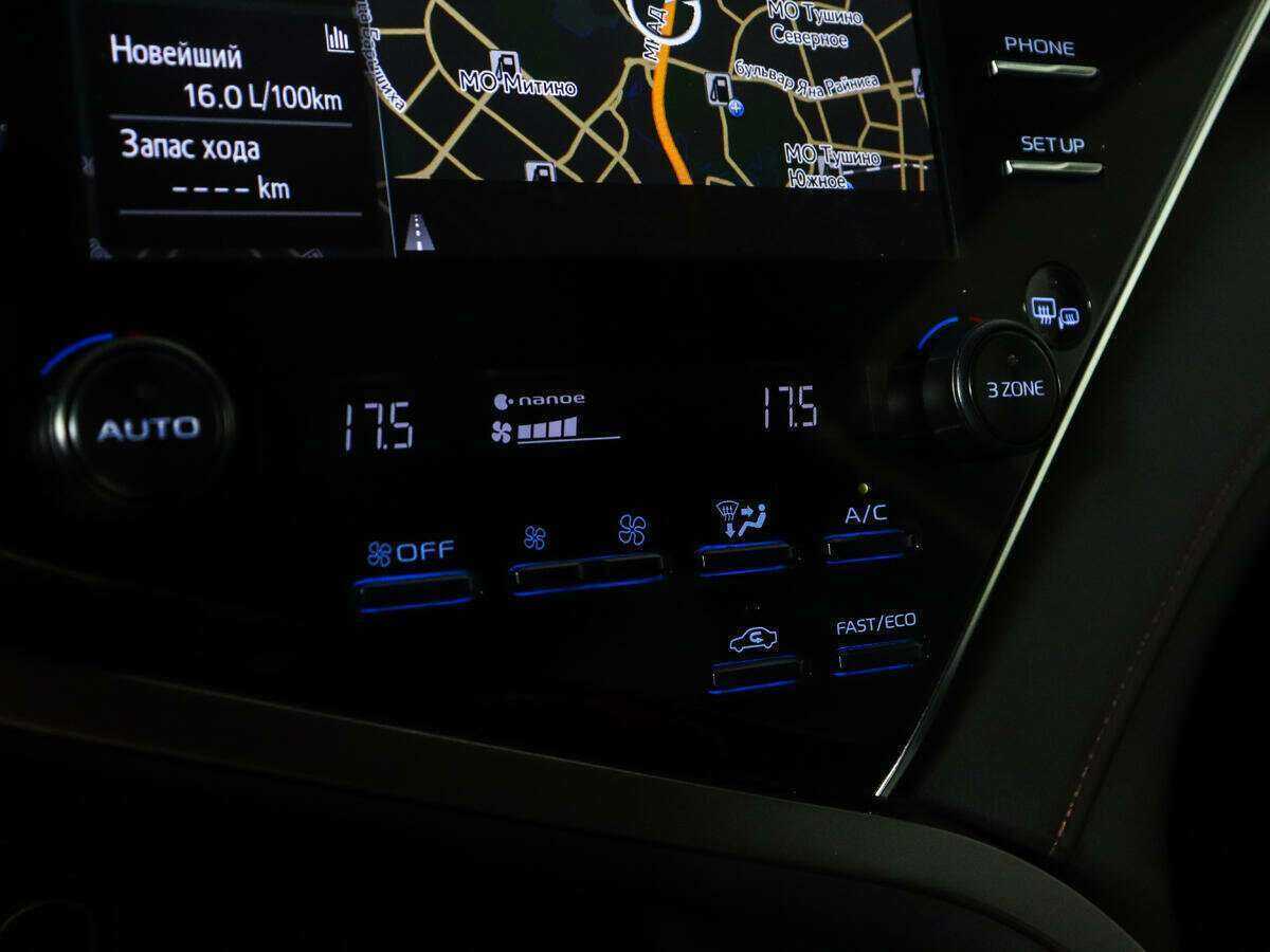 Toyota Camry с пробегом — 2019 год. Фото: #15