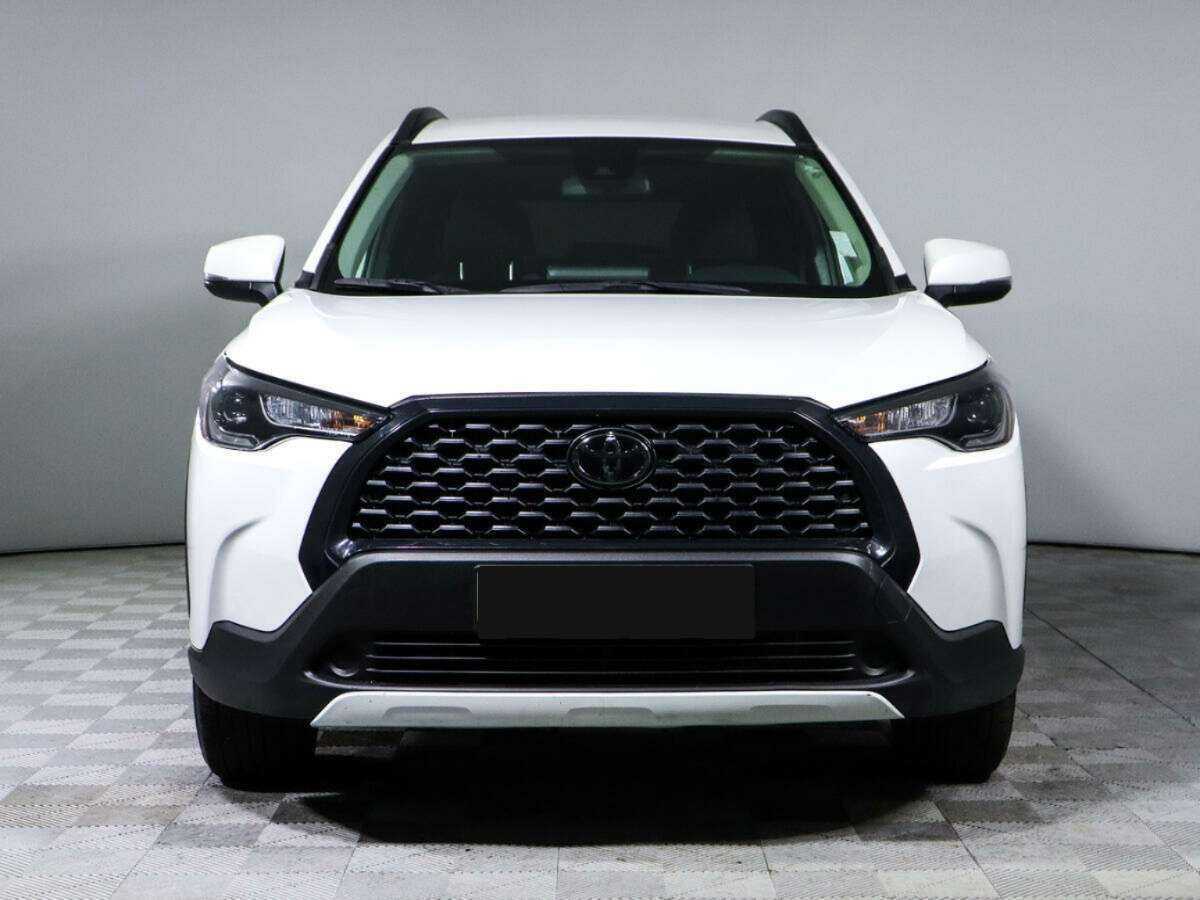 Toyota Corolla Cross с пробегом — 2022 год. Фото: #1