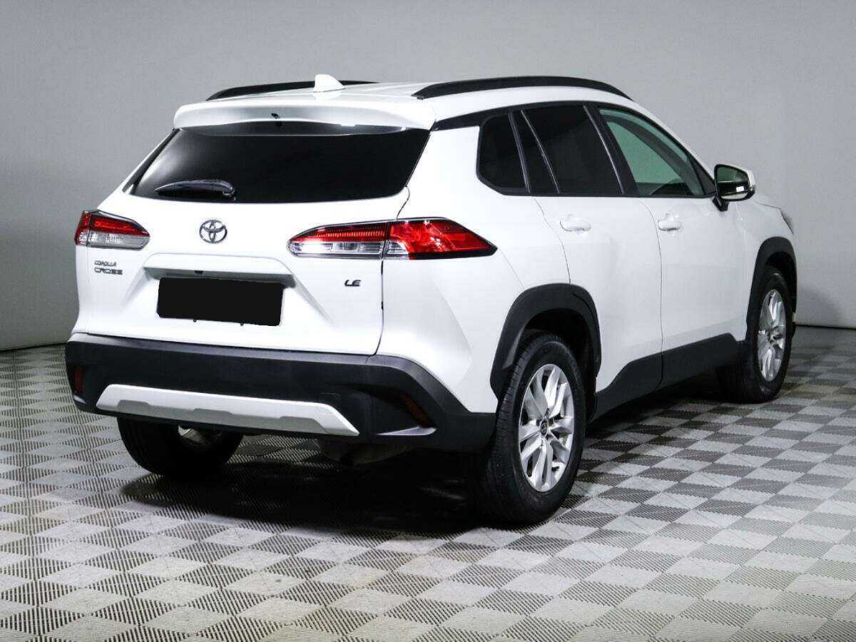 Toyota Corolla Cross с пробегом — 2022 год. Фото: #3