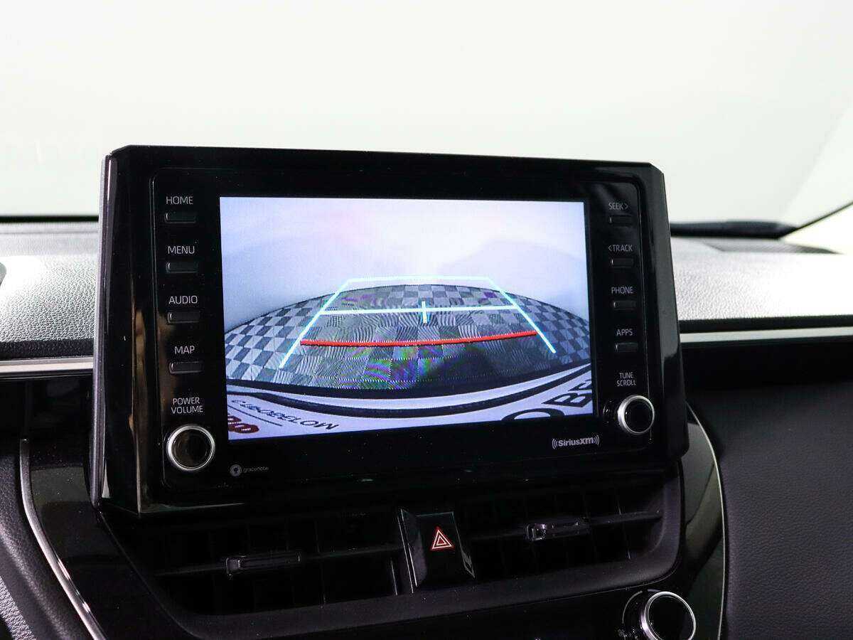 Toyota Corolla Cross с пробегом — 2022 год. Фото: #12