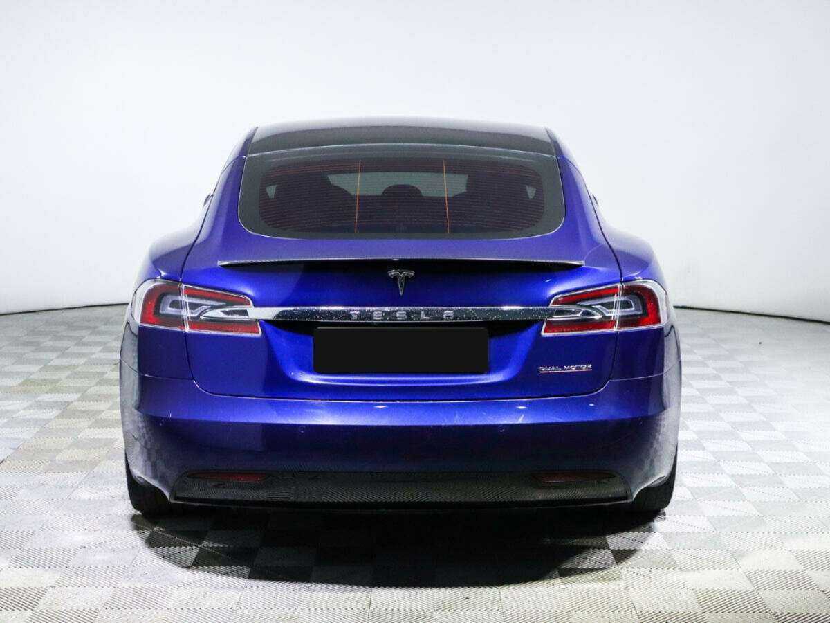 Tesla Model S с пробегом — 2021 год. Фото: #5