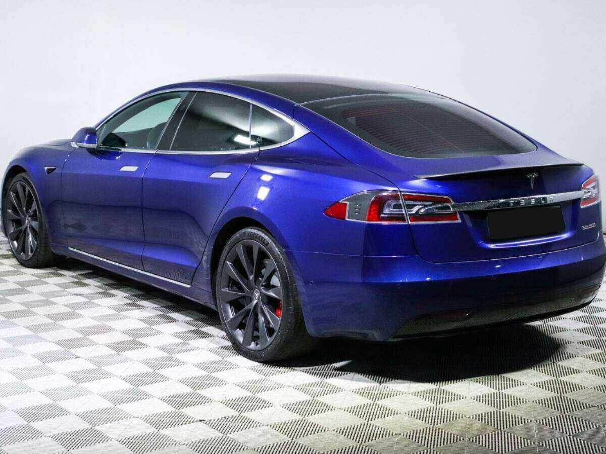 Tesla Model S с пробегом — 2021 год. Фото: #6