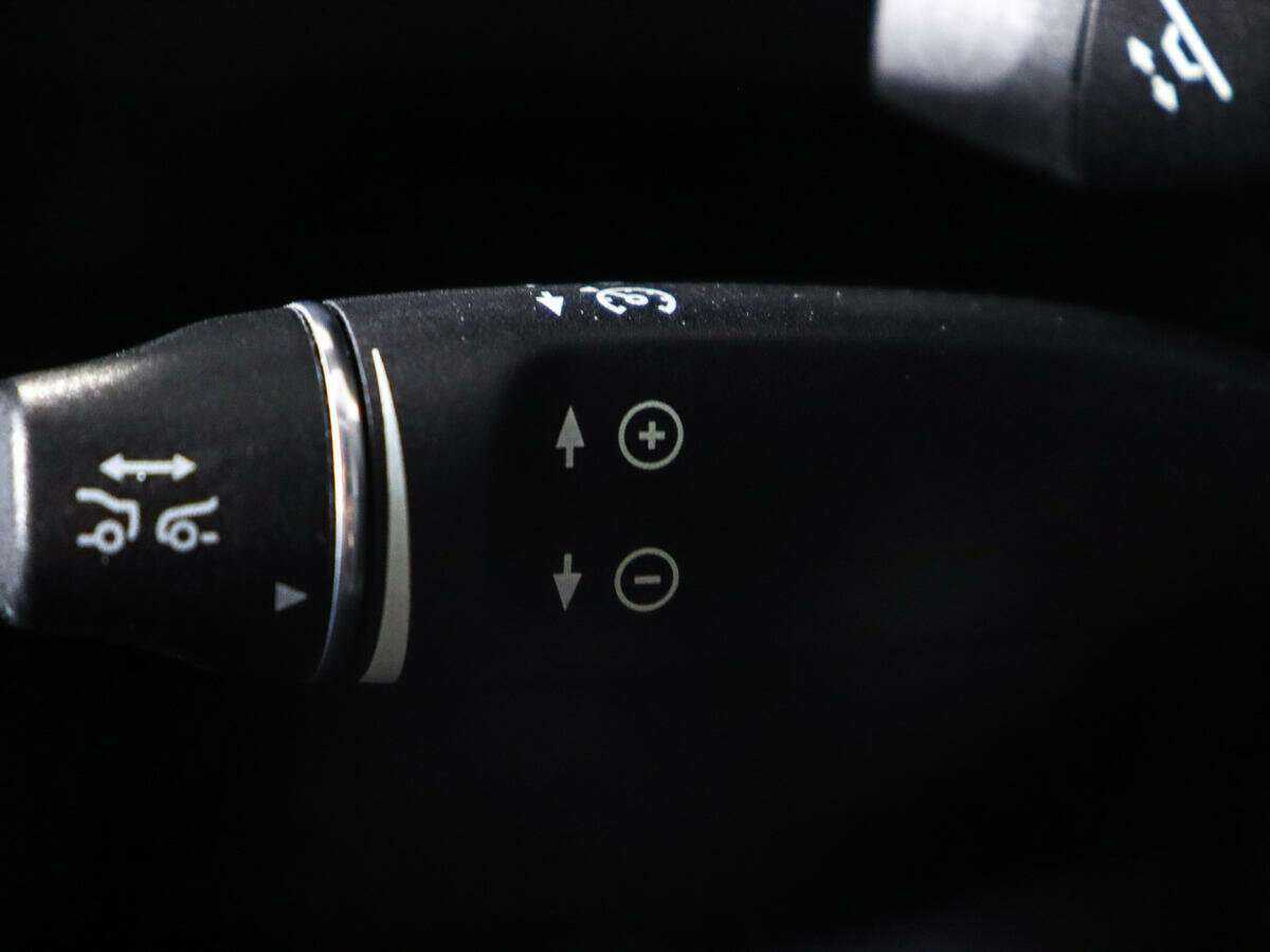 Tesla Model S с пробегом — 2021 год. Фото: #26