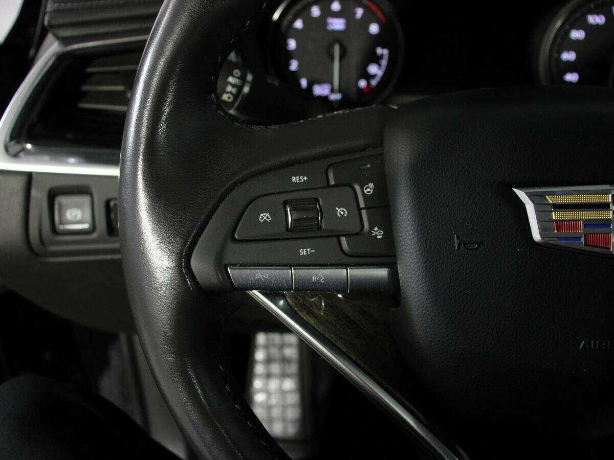 Cadillac XT6 с пробегом — 2021 год. Фото: #21