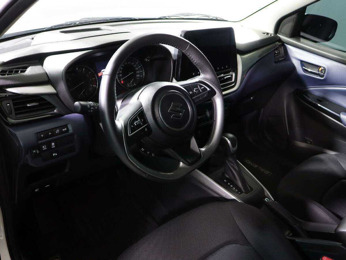 Suzuki Baleno с пробегом — 2023 год. Фото: #11