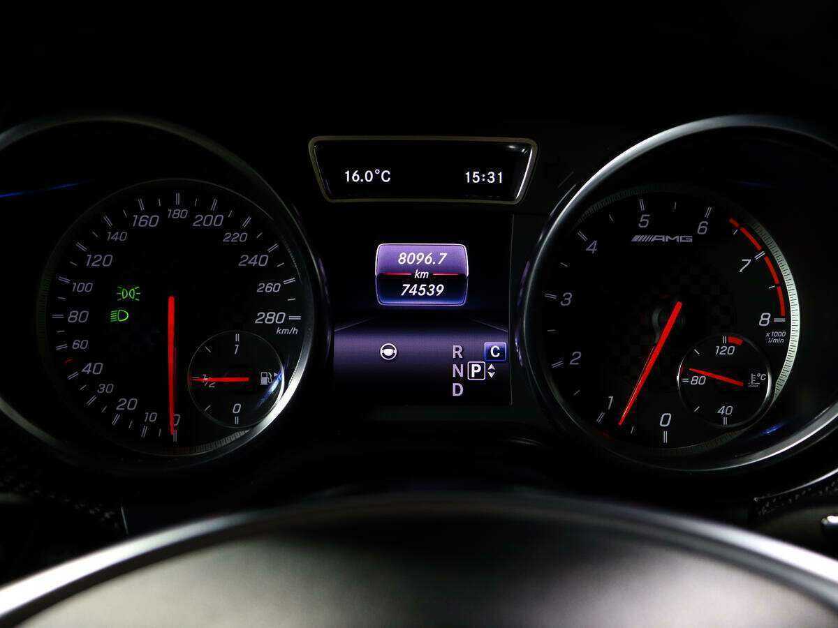 Mercedes-Benz GLE AMG с пробегом — 2018 год. Фото: #8