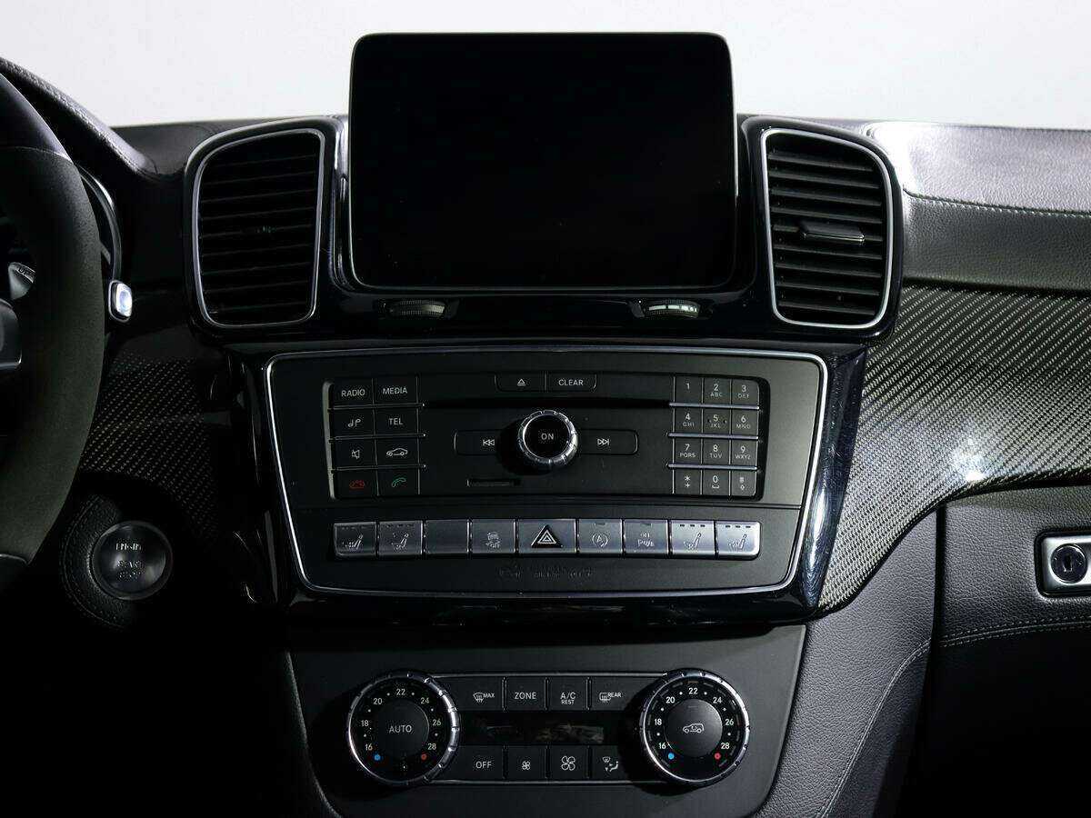 Mercedes-Benz GLE AMG с пробегом — 2018 год. Фото: #10