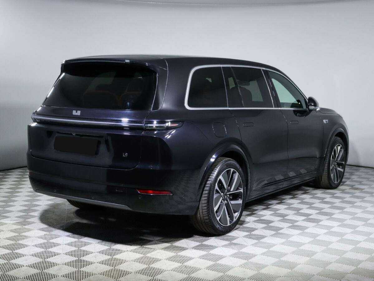 LiXiang L9 с пробегом — 2023 год. Фото: #4