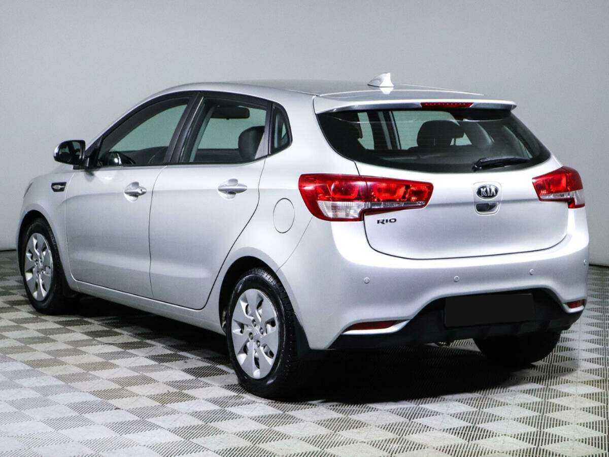Kia Rio с пробегом — 2017 год. Фото: #6
