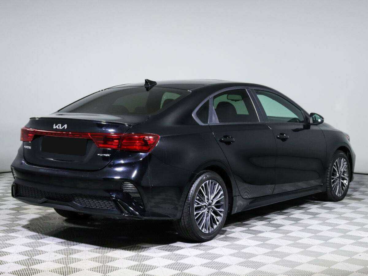 Kia Forte с пробегом — 2022 год. Фото: #3