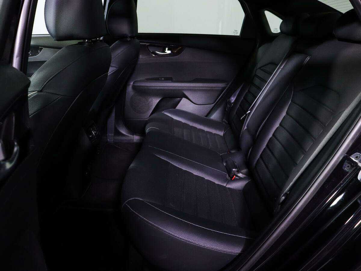 Kia Forte с пробегом — 2022 год. Фото: #6