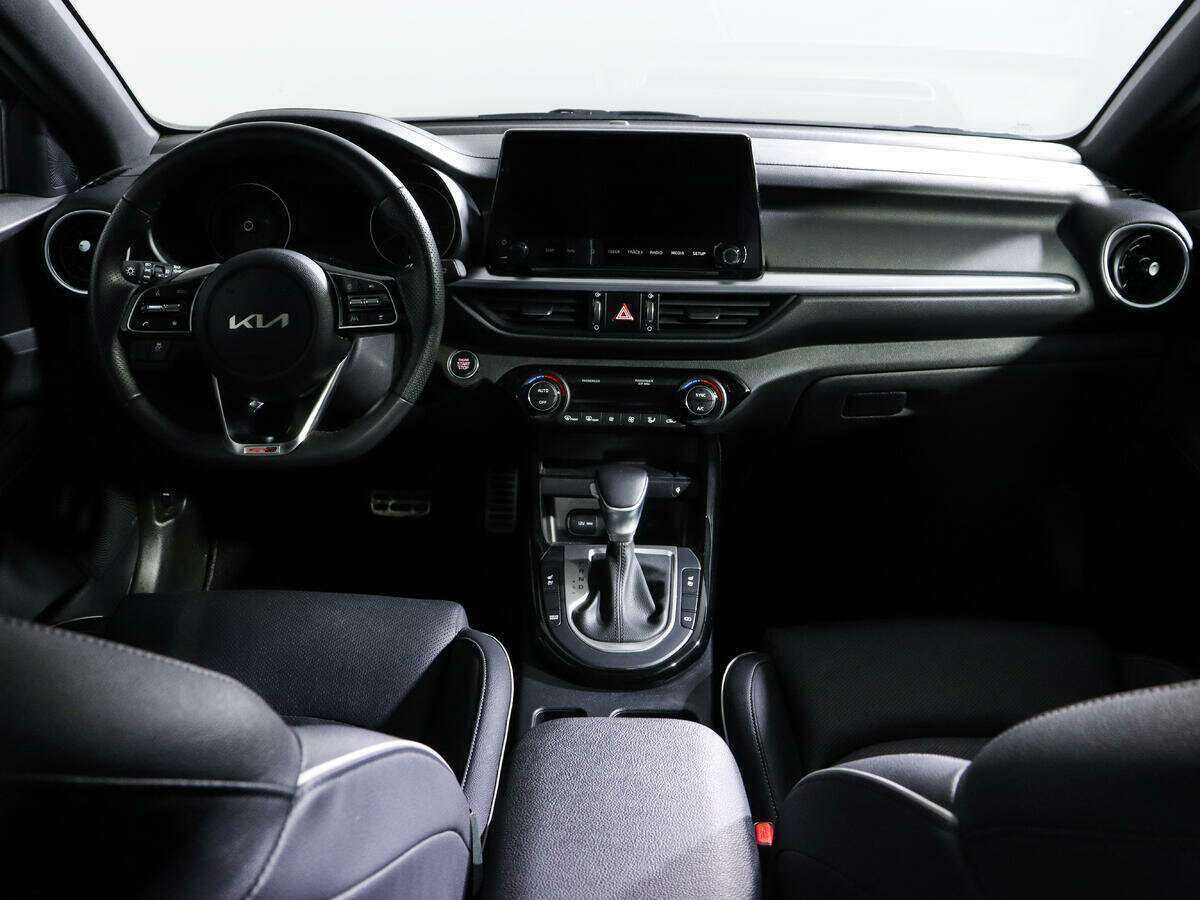 Kia Forte с пробегом — 2022 год. Фото: #8