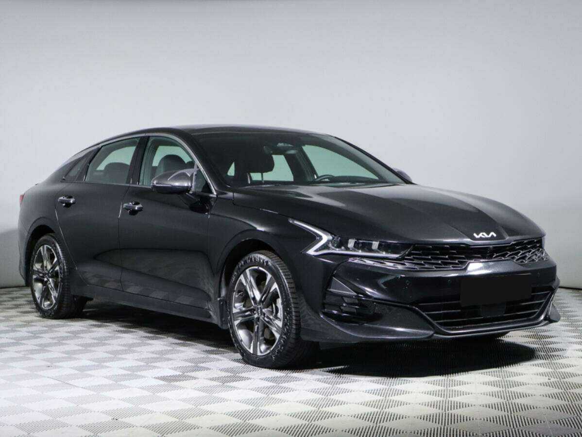 Kia K5 с пробегом — 2023 год. Фото: #2