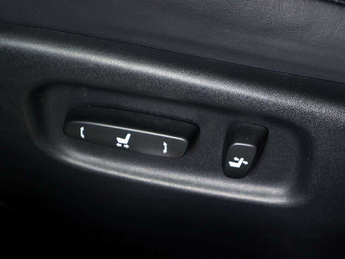 Lexus RX с пробегом — 2011 год. Фото: #15