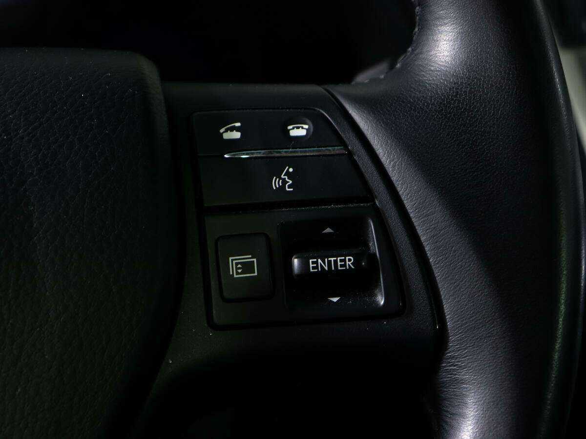 Lexus RX с пробегом — 2011 год. Фото: #17