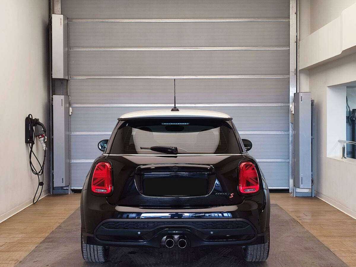 Mini Hatch с пробегом — 2021 год. Фото: #4