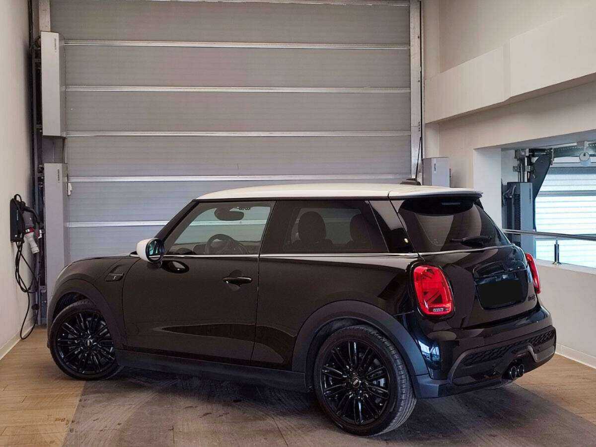 Mini Hatch с пробегом — 2021 год. Фото: #5