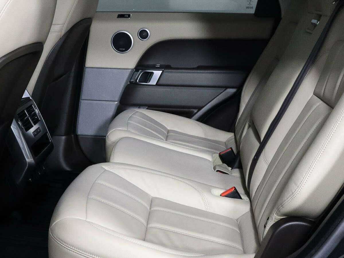 Land Rover Range Rover Sport с пробегом — 2018 год. Фото: #7