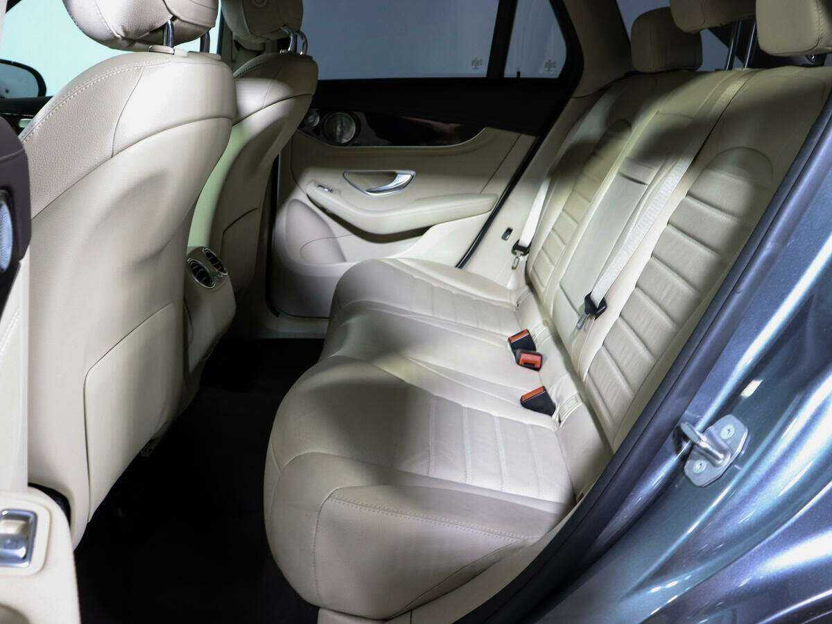 Mercedes-Benz GLC с пробегом — 2016 год. Фото: #7