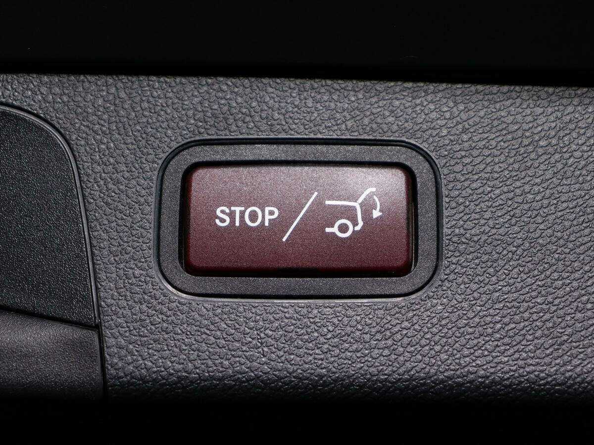 Mercedes-Benz GLC с пробегом — 2016 год. Фото: #16