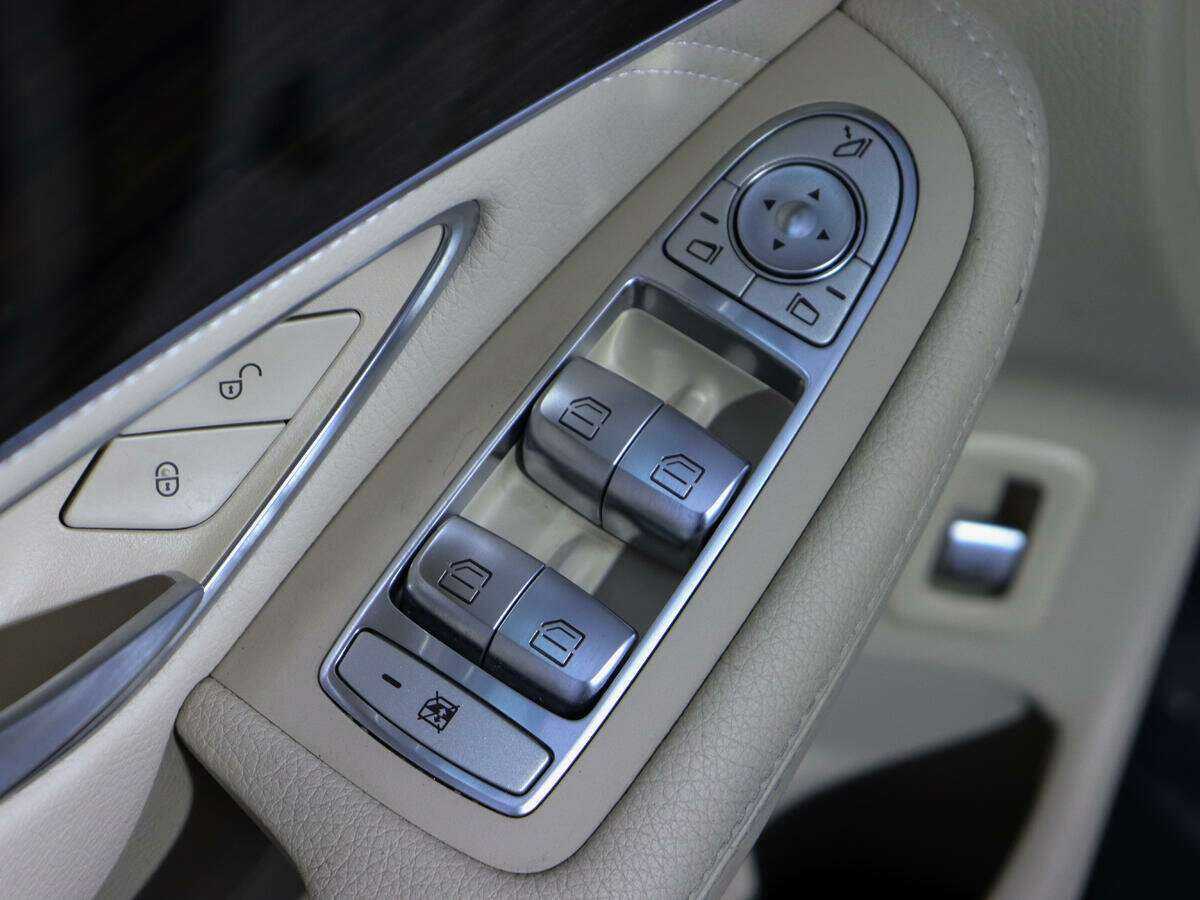 Mercedes-Benz GLC с пробегом — 2016 год. Фото: #17