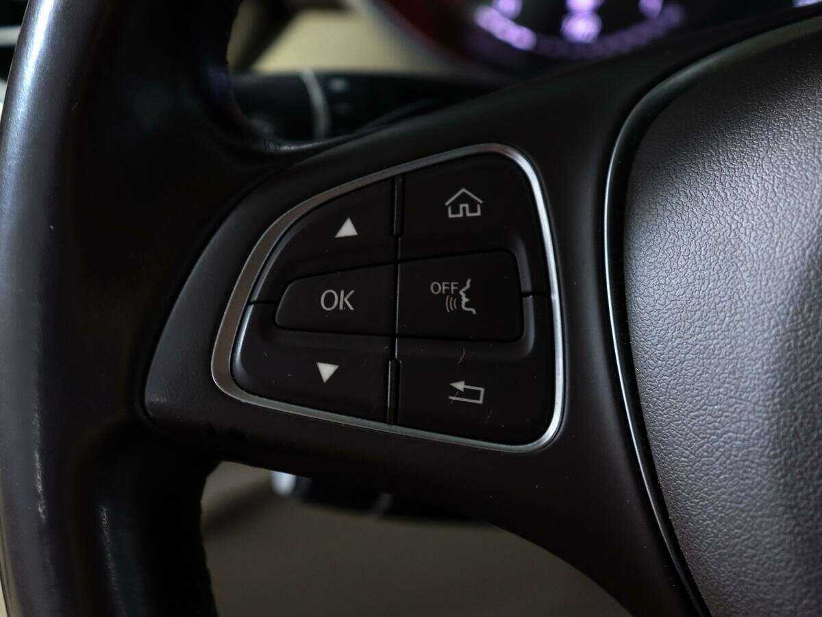 Mercedes-Benz GLC с пробегом — 2016 год. Фото: #22