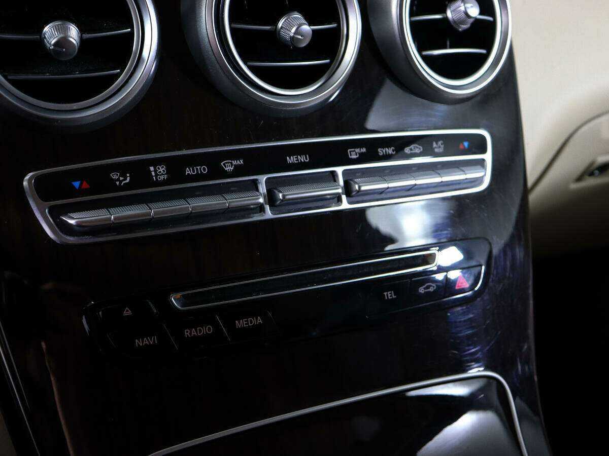 Mercedes-Benz GLC с пробегом — 2016 год. Фото: #24