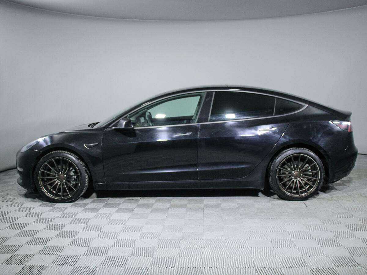 Tesla Model 3 с пробегом — 2019 год. Фото: #7