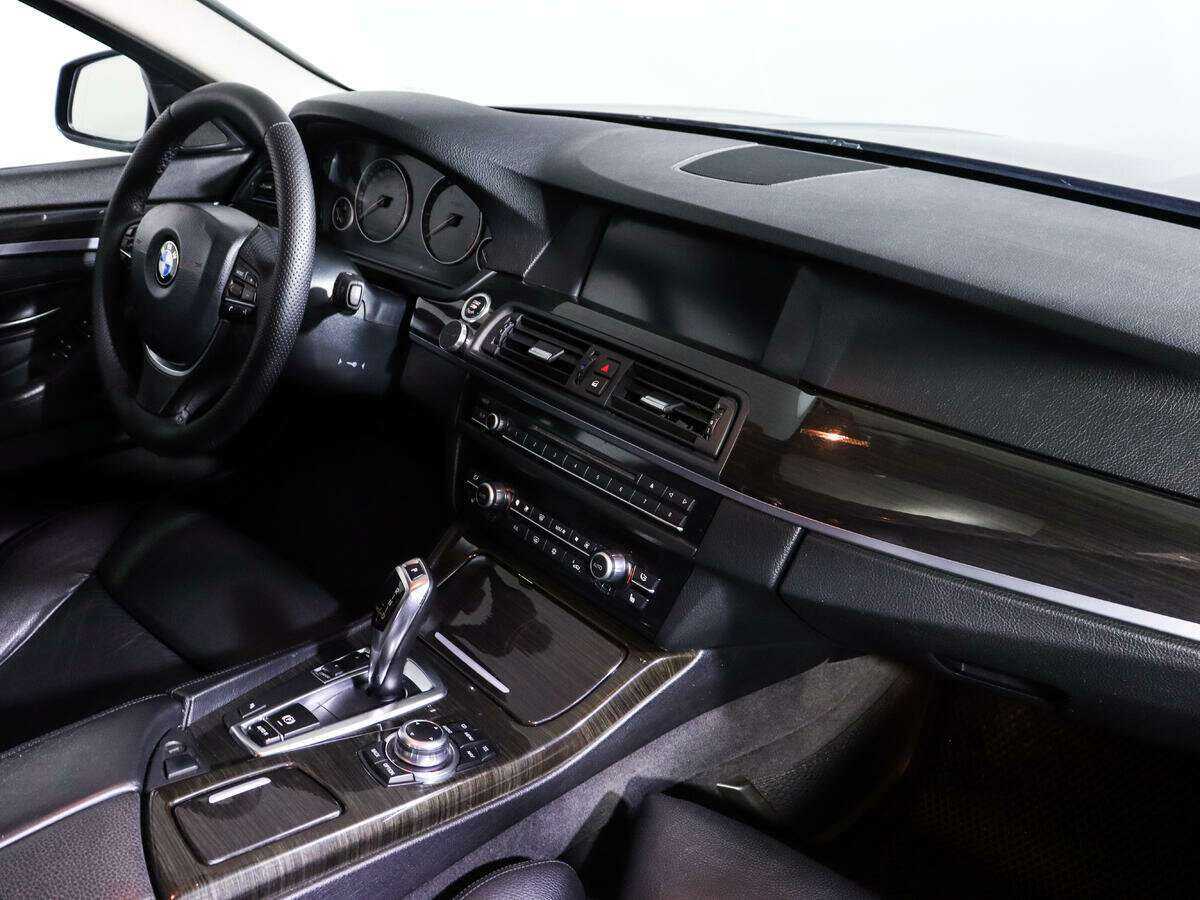 BMW 5 серии с пробегом — 2011 год. Фото: #6