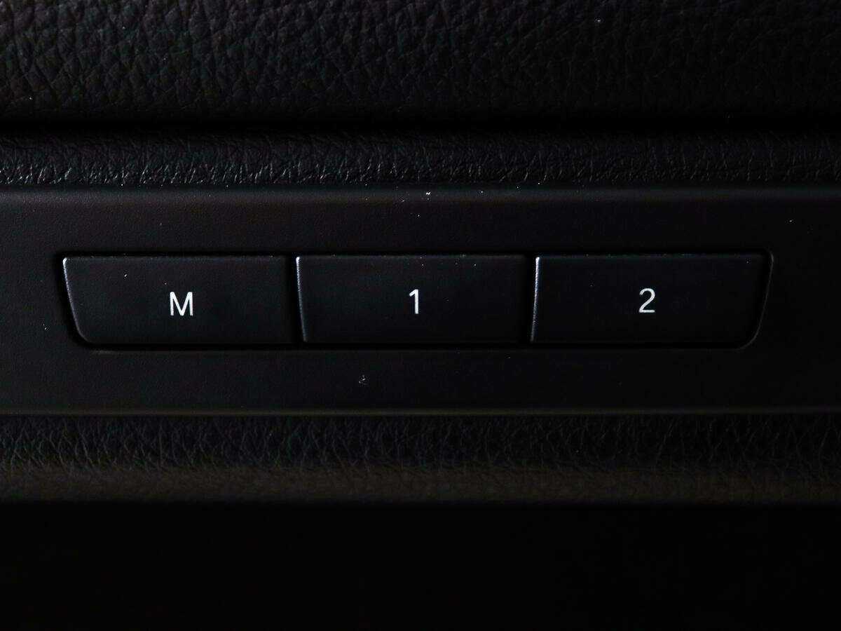 BMW 5 серии с пробегом — 2011 год. Фото: #19