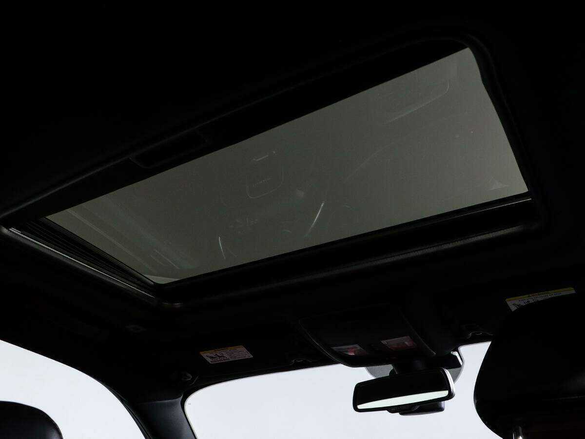 Dodge Challenger с пробегом — 2020 год. Фото: #13