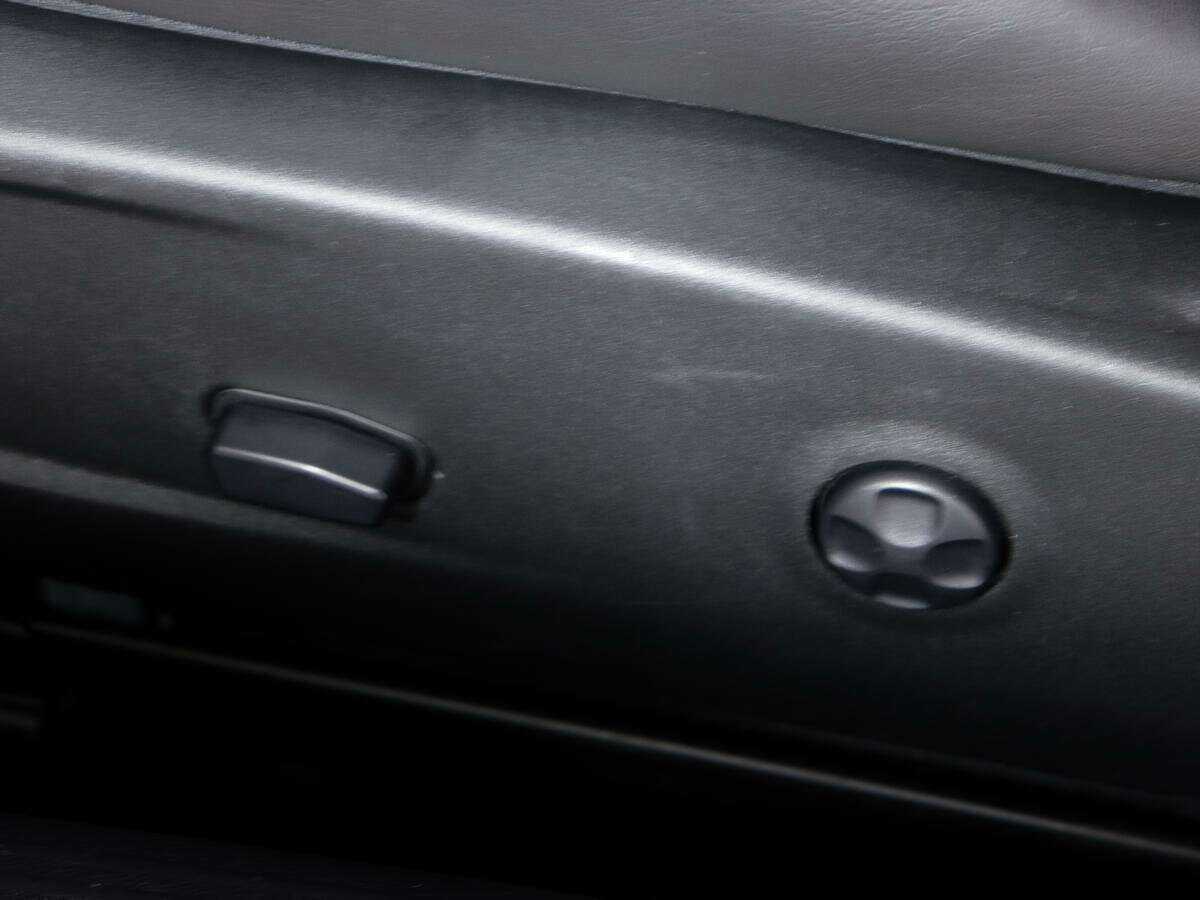 Dodge Challenger с пробегом — 2020 год. Фото: #15