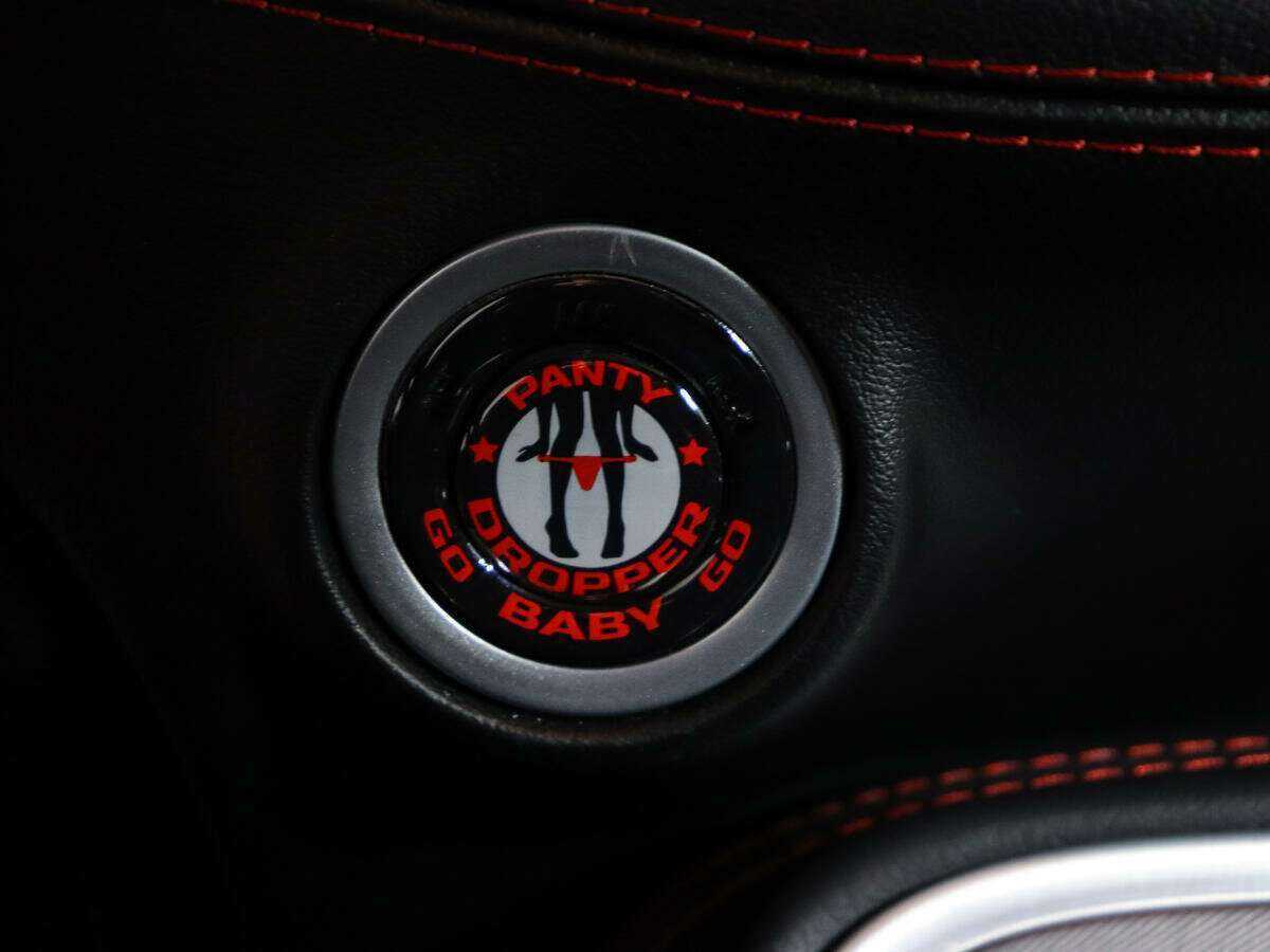 Dodge Challenger с пробегом — 2020 год. Фото: #20