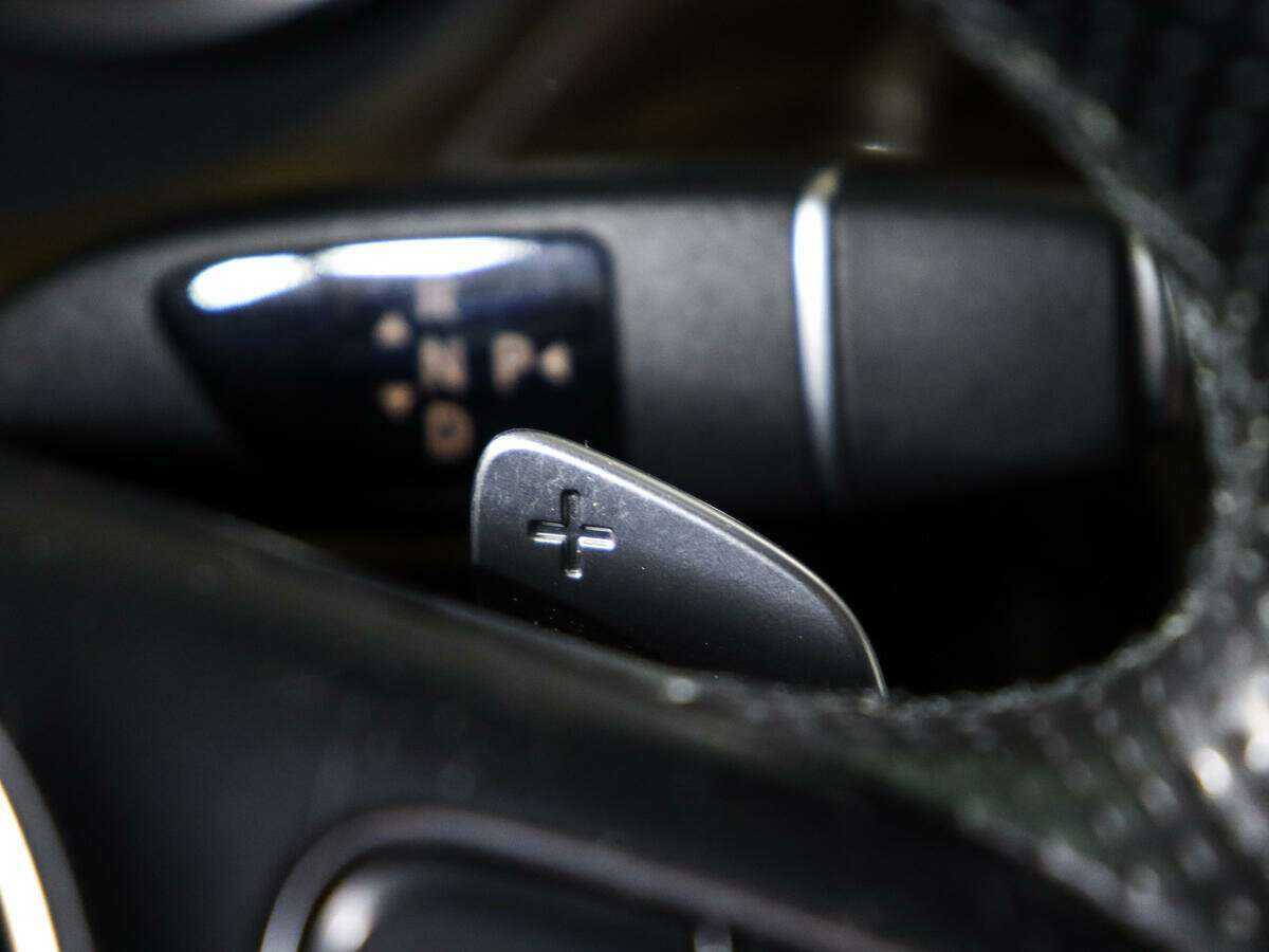 Mercedes-Benz CLS с пробегом — 2014 год. Фото: #16