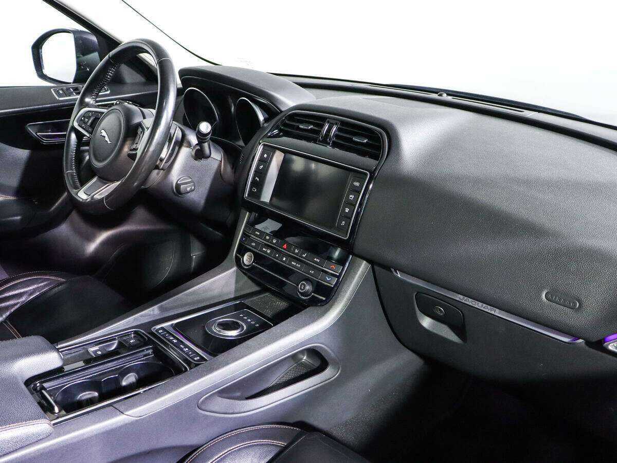 Jaguar F-Pace с пробегом — 2018 год. Фото: #7