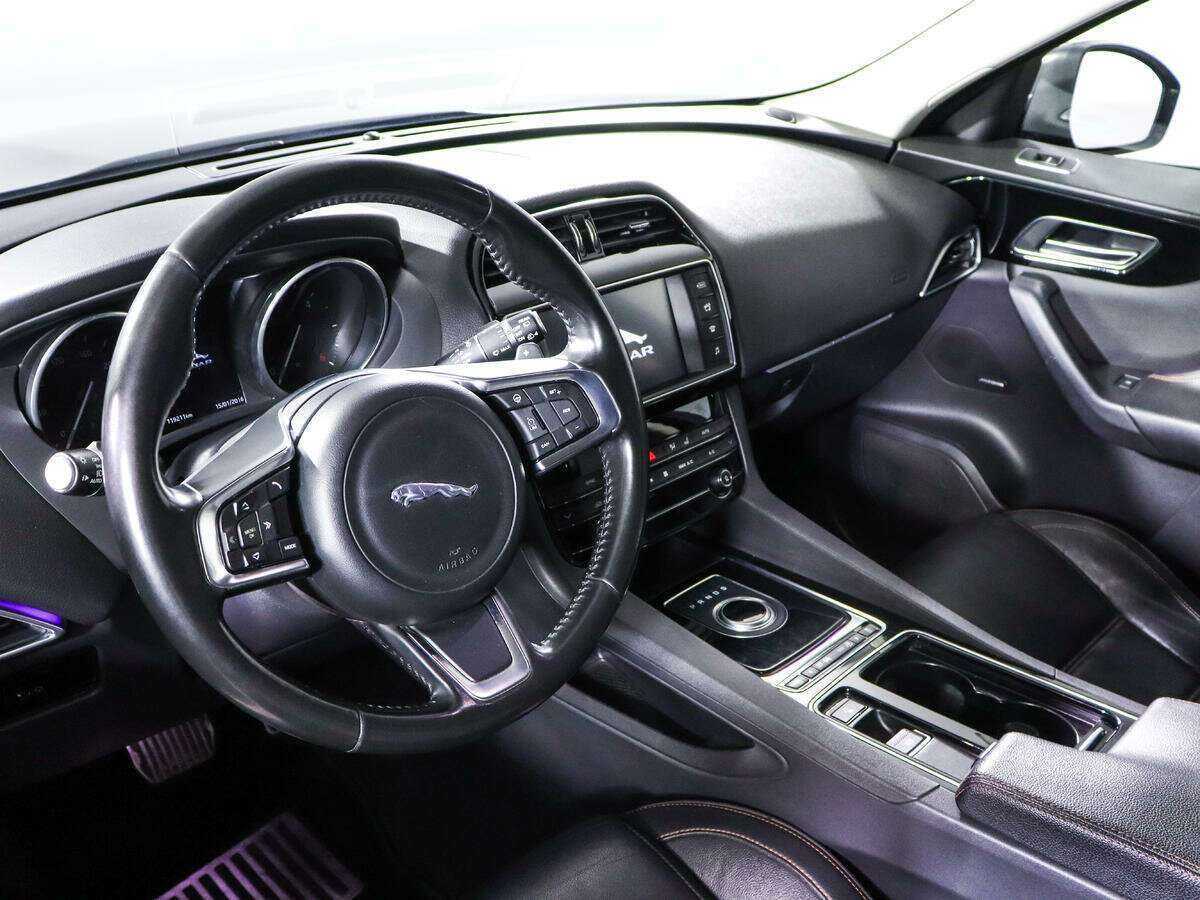 Jaguar F-Pace с пробегом — 2018 год. Фото: #11