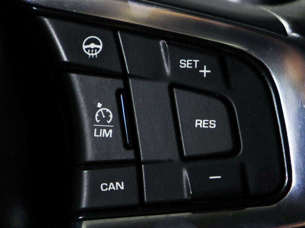 Jaguar F-Pace с пробегом — 2018 год. Фото: #16