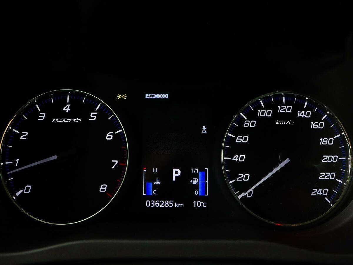 Mitsubishi Outlander с пробегом — 2022 год. Фото: #10