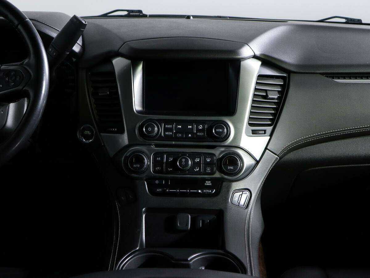 Chevrolet Tahoe с пробегом — 2019 год. Фото: #12