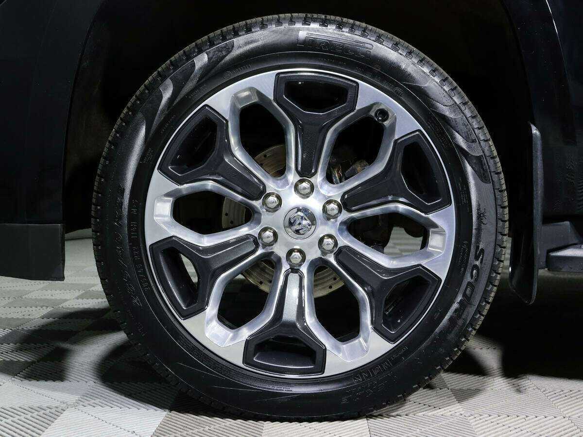 Chevrolet Tahoe с пробегом — 2019 год. Фото: #14