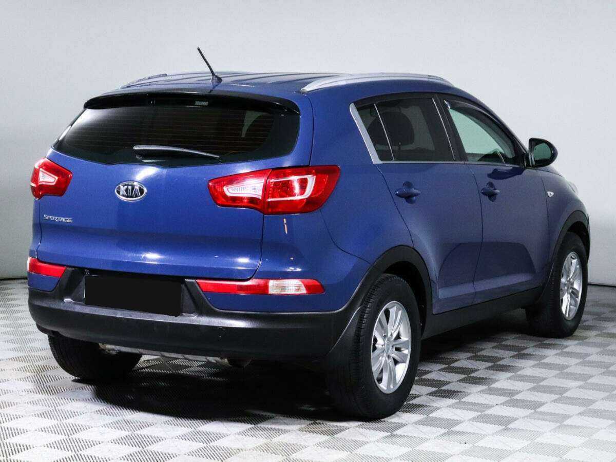Kia Sportage с пробегом — 2011 год. Фото: #3