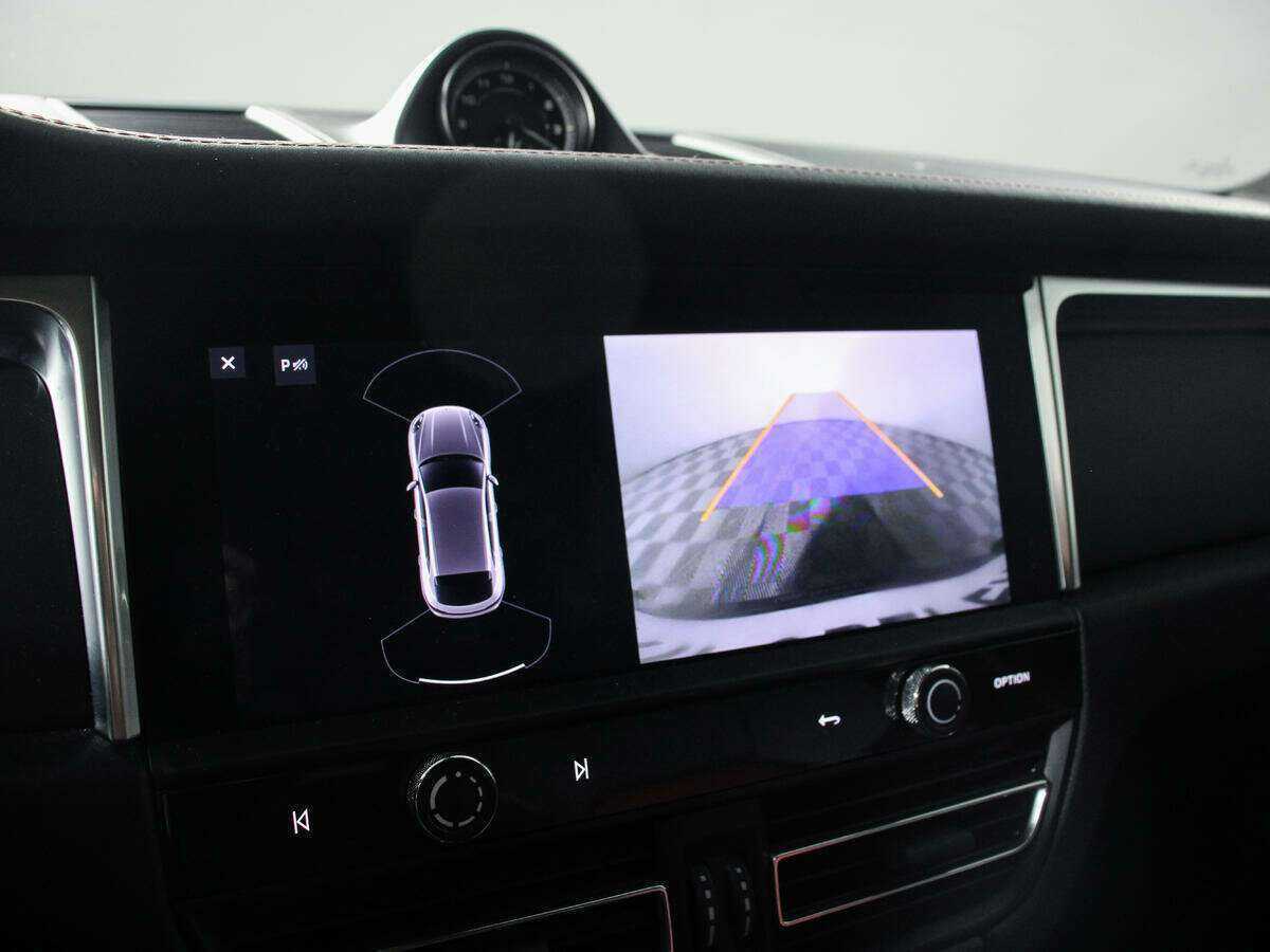 Porsche Macan с пробегом — 2022 год. Фото: #13