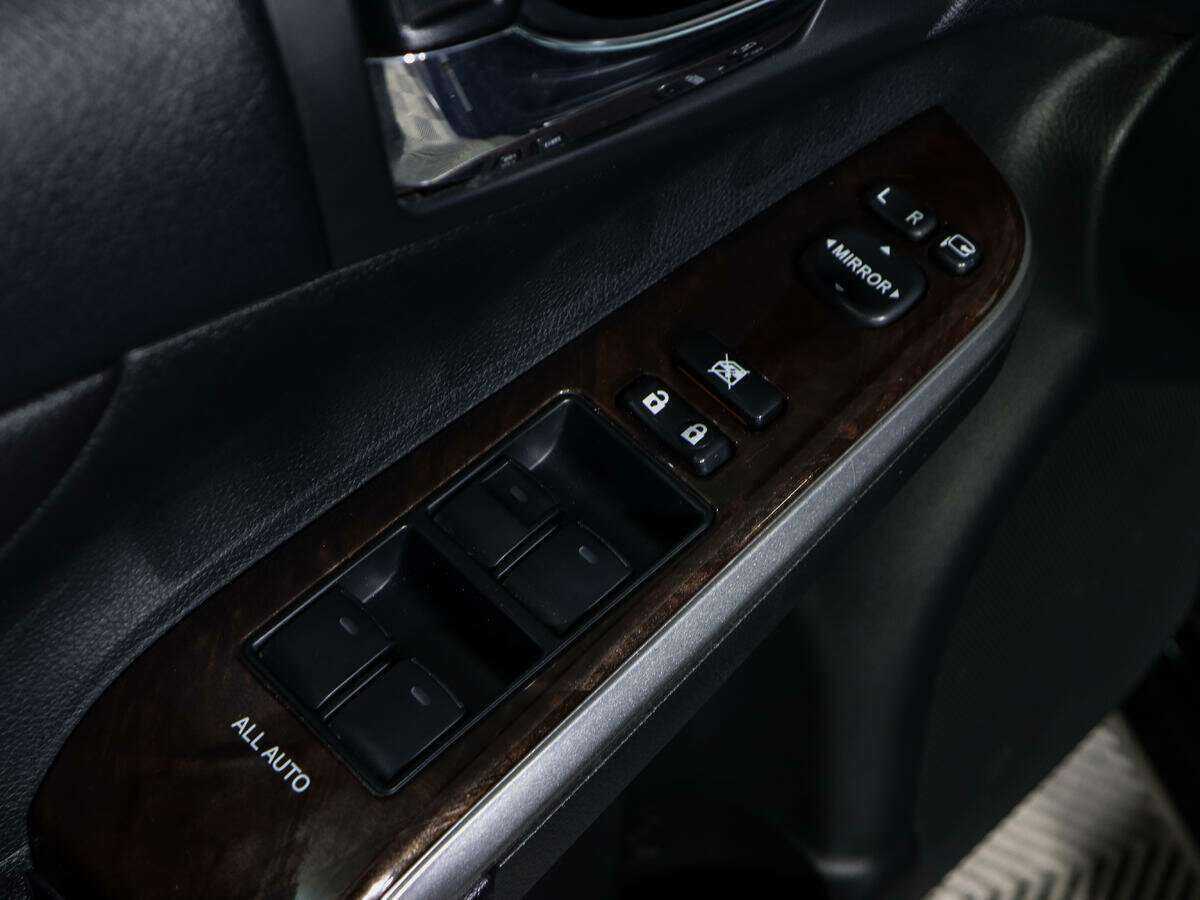 Toyota Camry с пробегом — 2017 год. Фото: #16