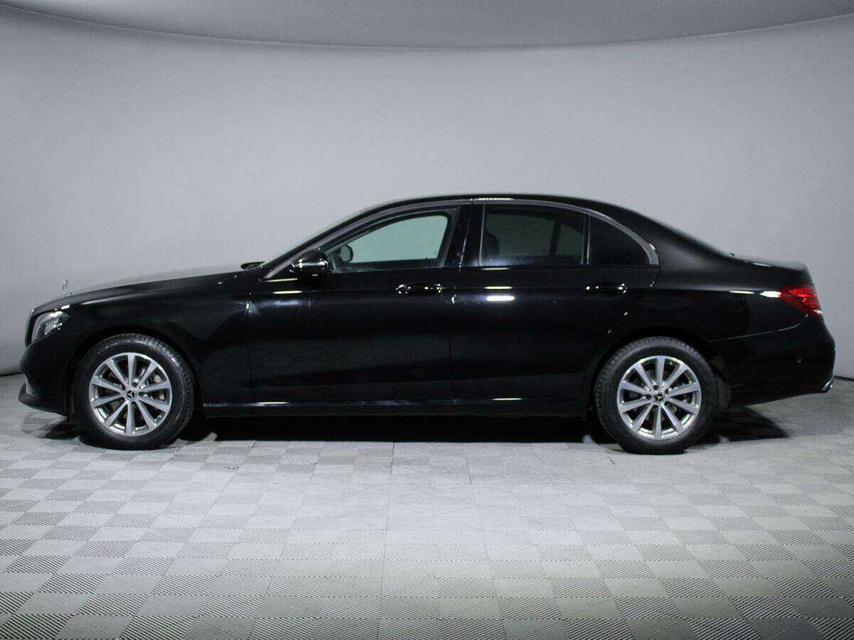 Mercedes-Benz E-Класс с пробегом — 2018 год. Фото: #3