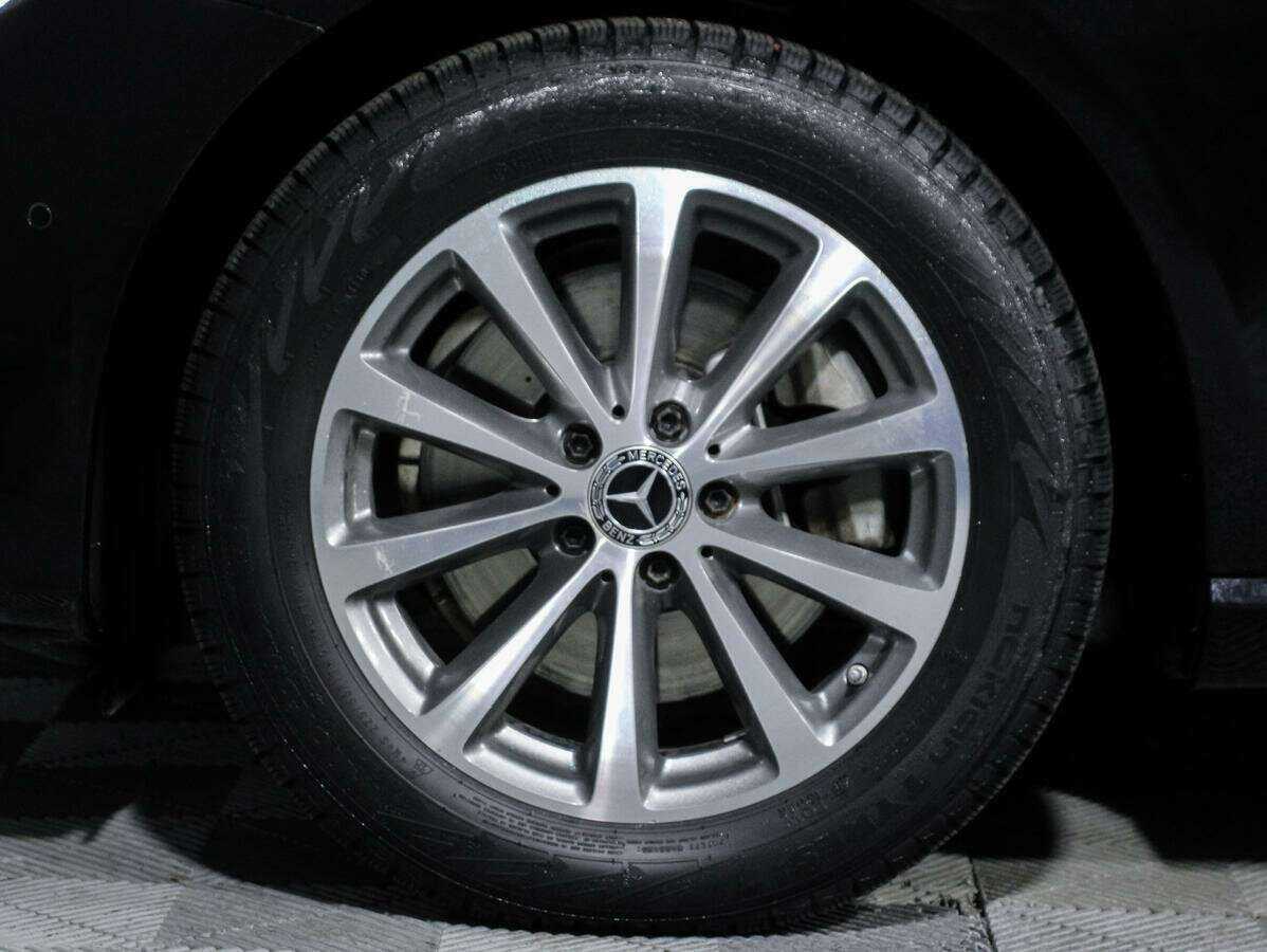 Mercedes-Benz E-Класс с пробегом — 2018 год. Фото: #16