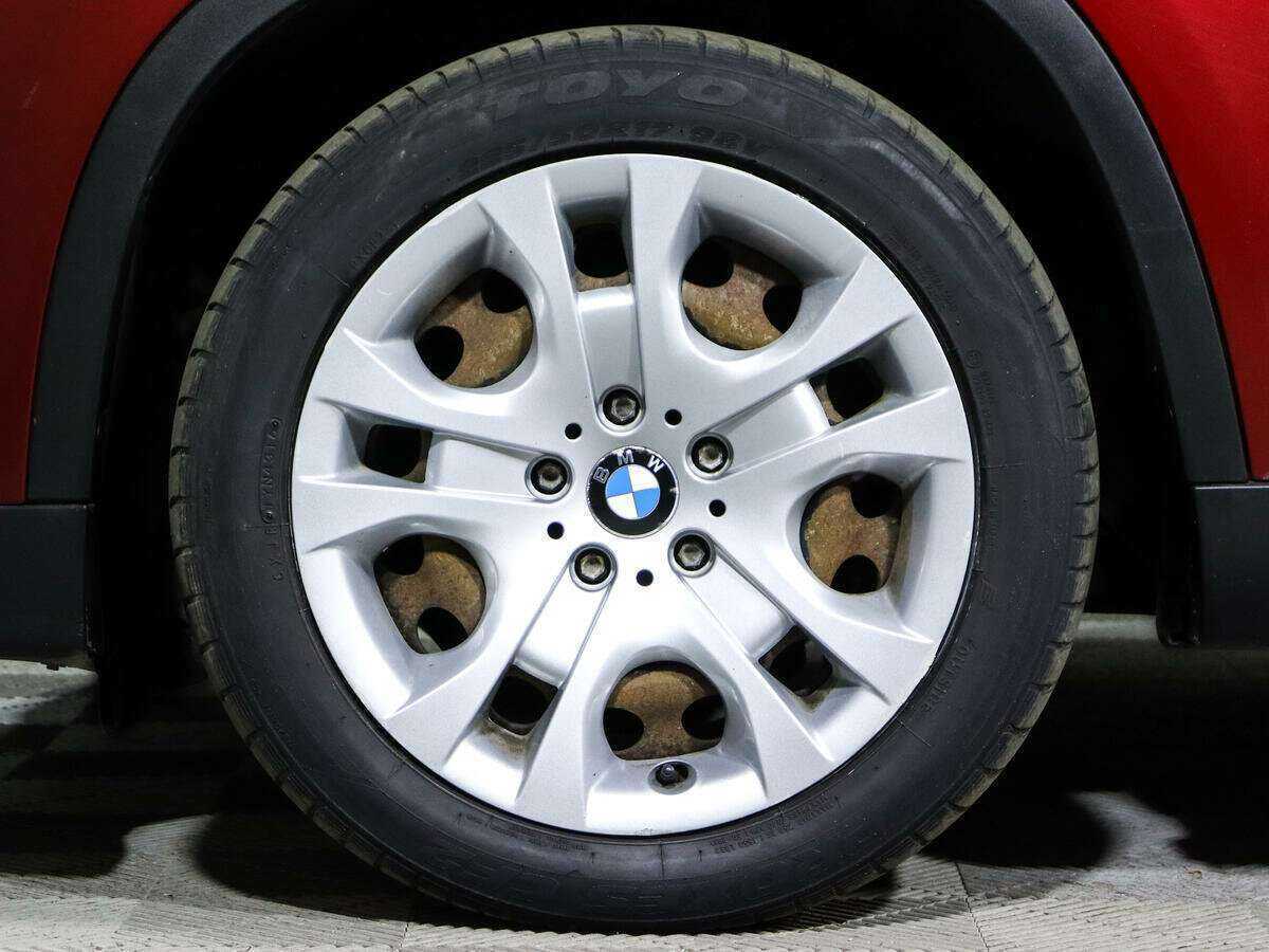 BMW X1 с пробегом — 2011 год. Фото: #13