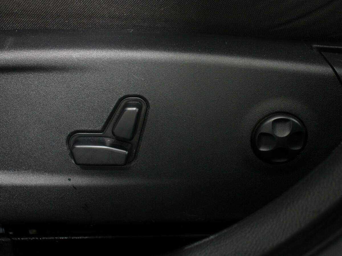 Dodge Charger с пробегом — 2020 год. Фото: #14