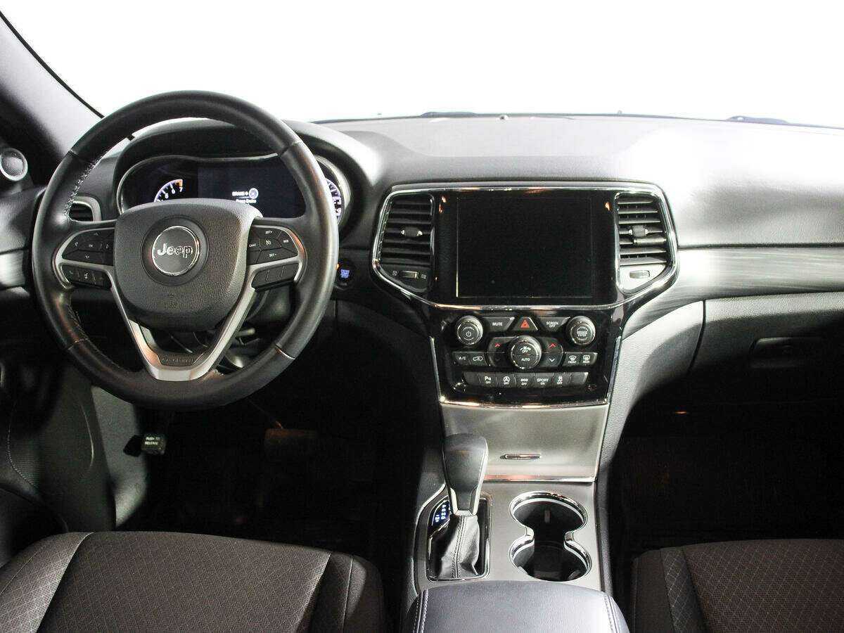 Jeep Grand Cherokee с пробегом — 2020 год. Фото: #9