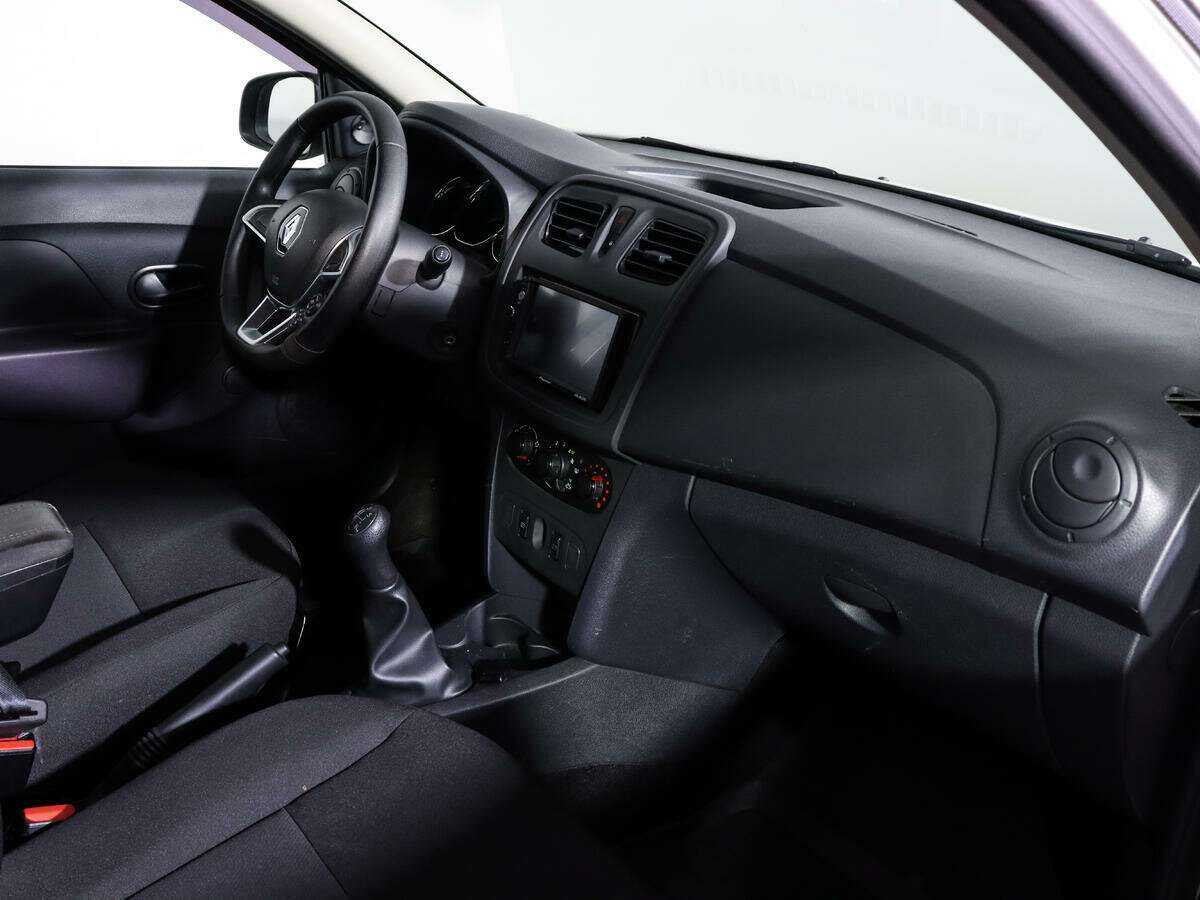Renault Logan с пробегом — 2020 год. Фото: #8